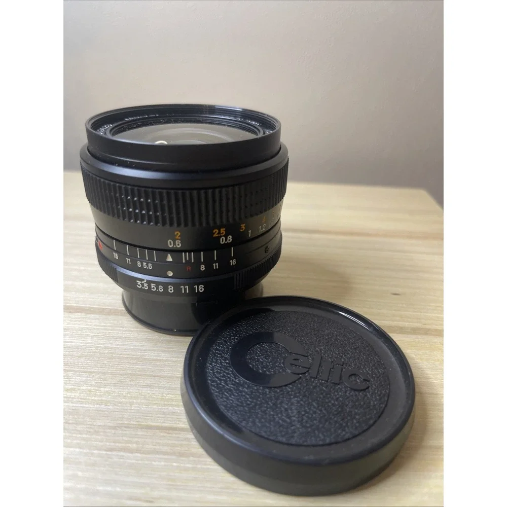 Vintage Minolta MC Celtic 28mm F2.8 Wide Lens for Minolta MD Mount + Caps + Box